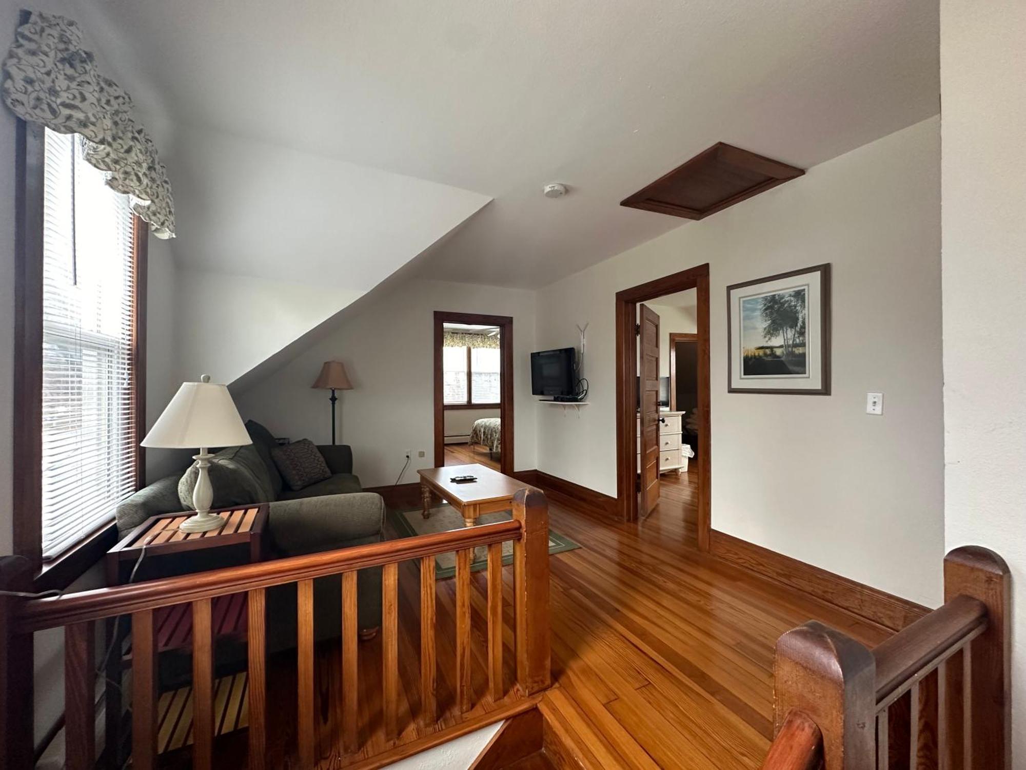 Birchwood Lodge Систер-Бэй Экстерьер фото