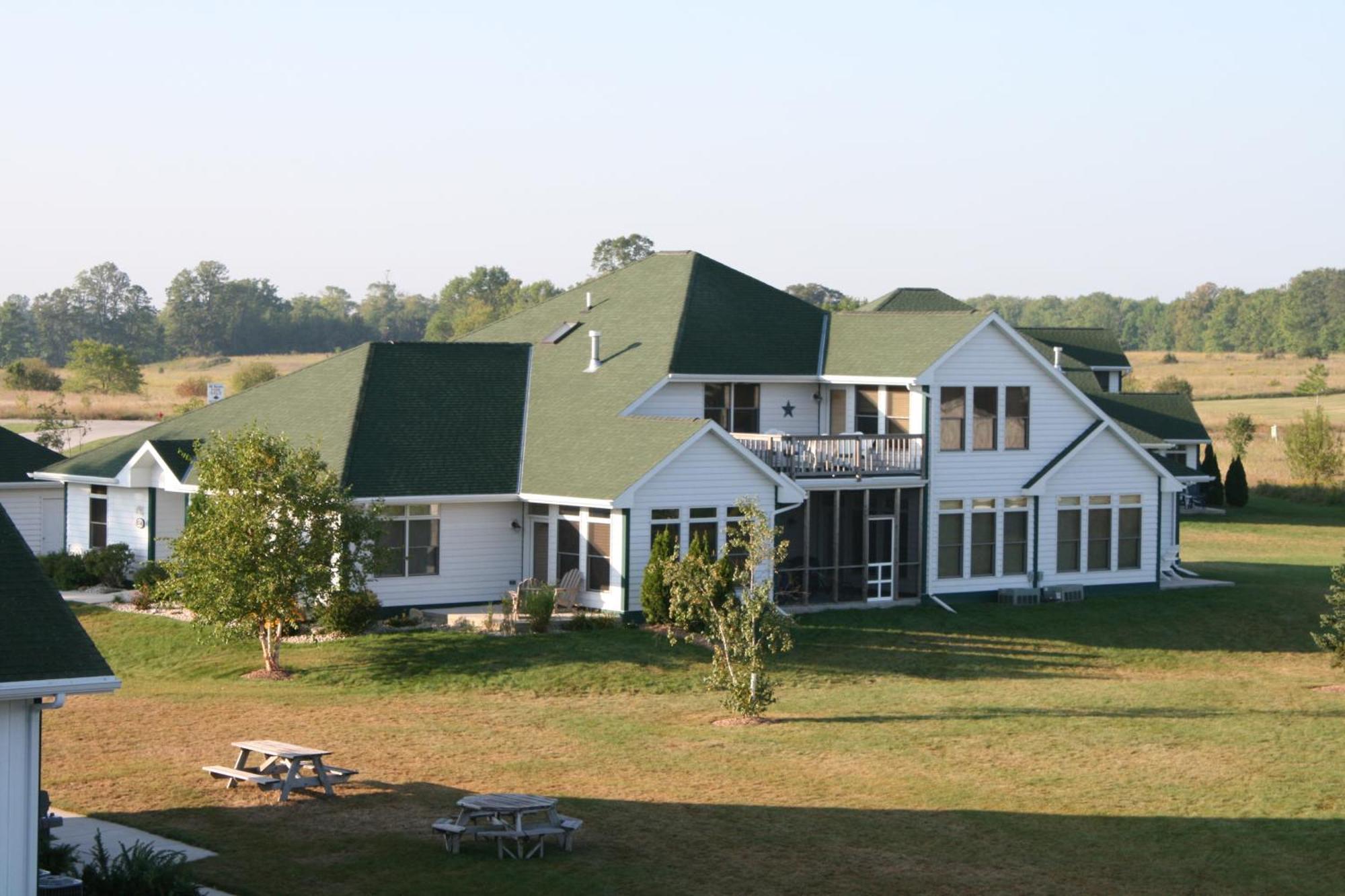 Birchwood Lodge Систер-Бэй Экстерьер фото
