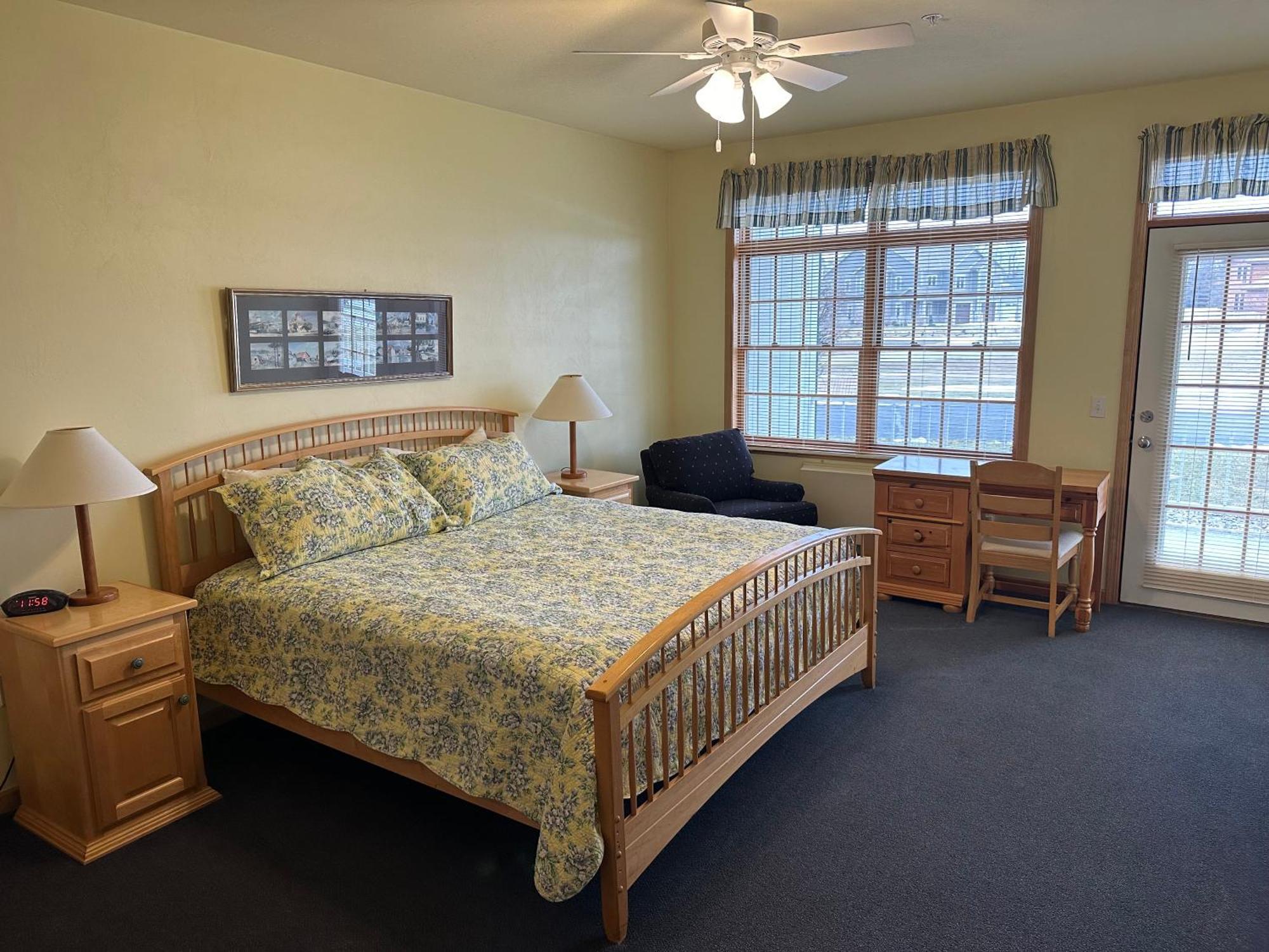 Birchwood Lodge Систер-Бэй Экстерьер фото
