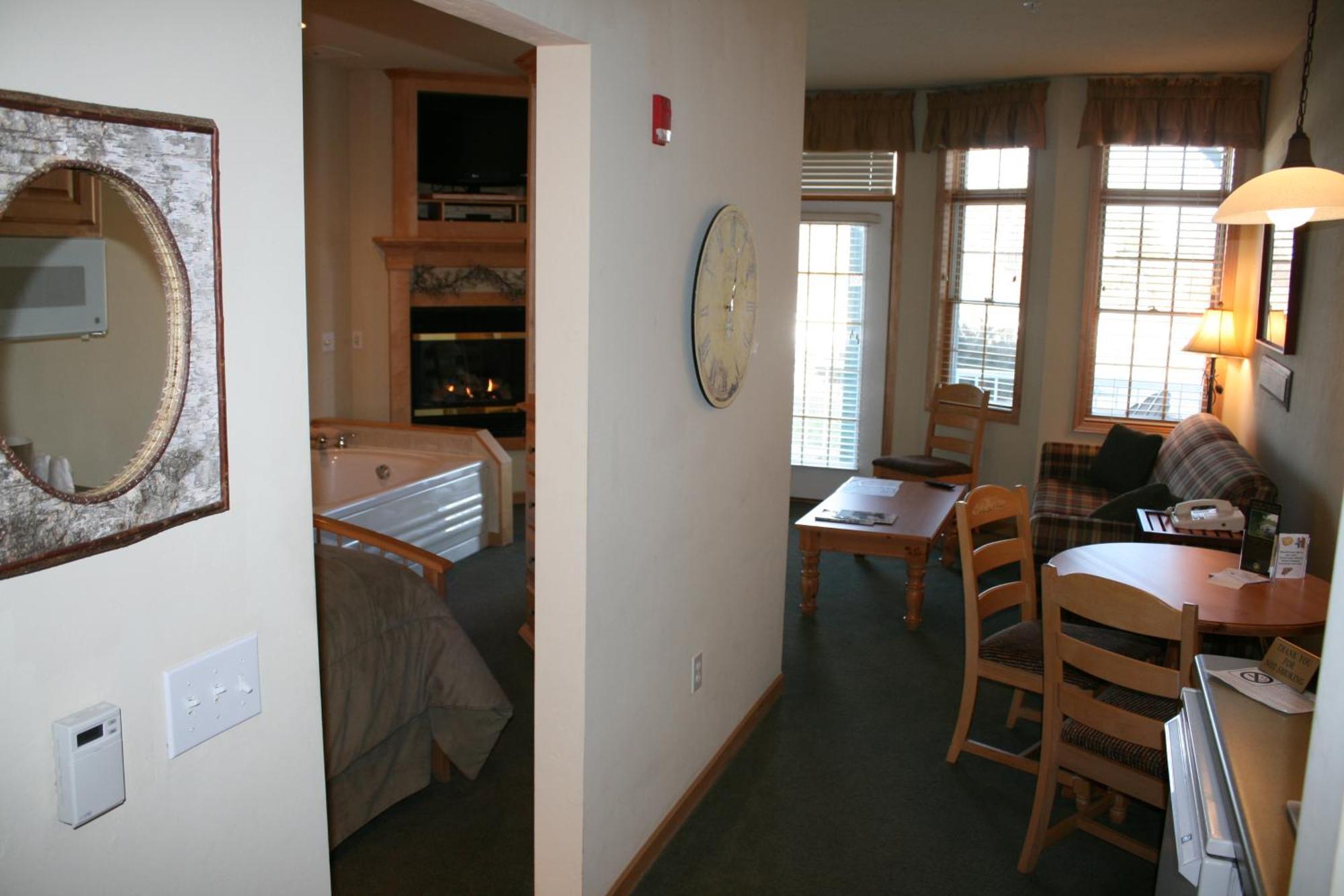 Birchwood Lodge Систер-Бэй Экстерьер фото