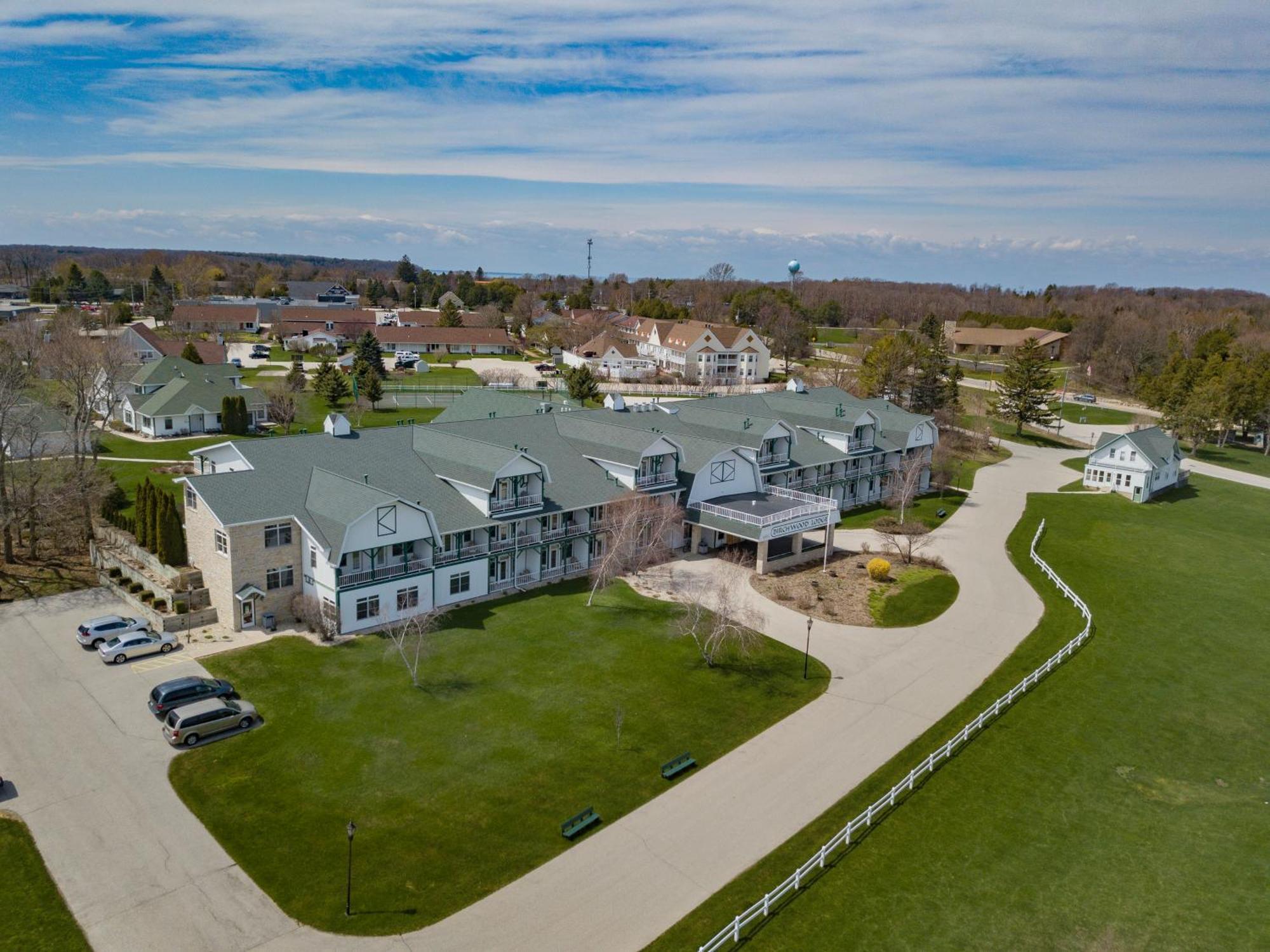 Birchwood Lodge Систер-Бэй Экстерьер фото
